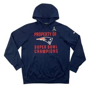 New England Patriot Sweatshirt Mens Medium Nike Therma Fit Super Bowl Champions